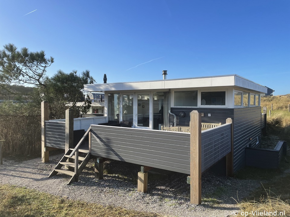 Stuurboord met `t Vooronder, Vakantiehuisje op de Ankerplaats op Vlieland