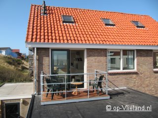 De Horizon, Buiten de vakanties om naar Vlieland