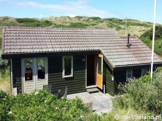 Arendsnest, Buiten de vakanties om naar Vlieland