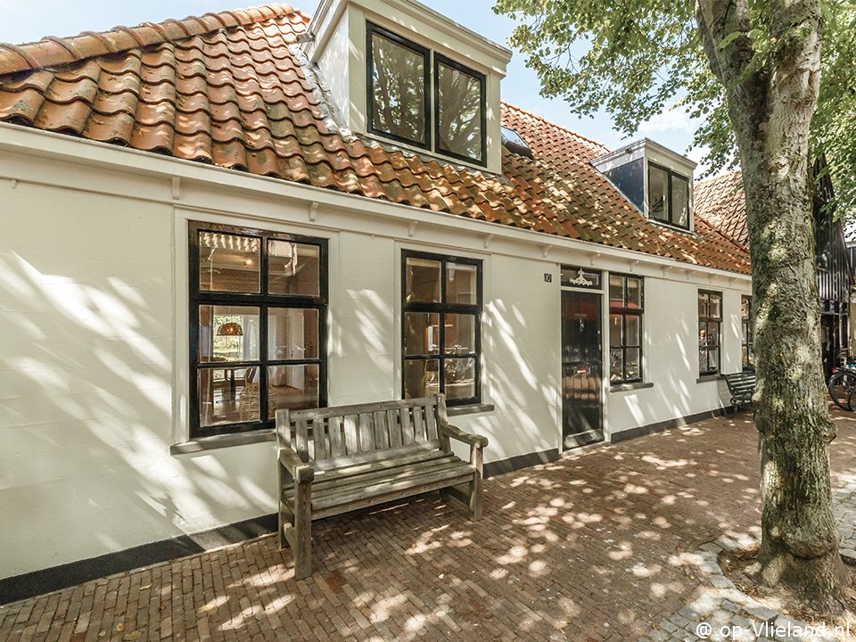 Buitenaanzicht Dorpsstraat 10